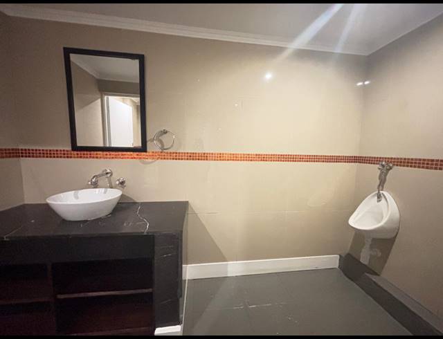 206M² RETAIL TO LET IN DURBANVILLE CENTRAL